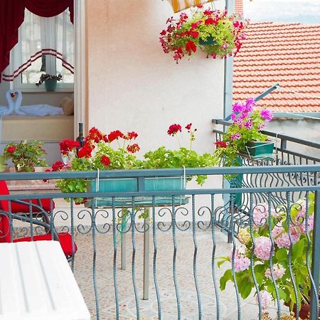 Apartments Angela With Old Town View Split Kültér fotó