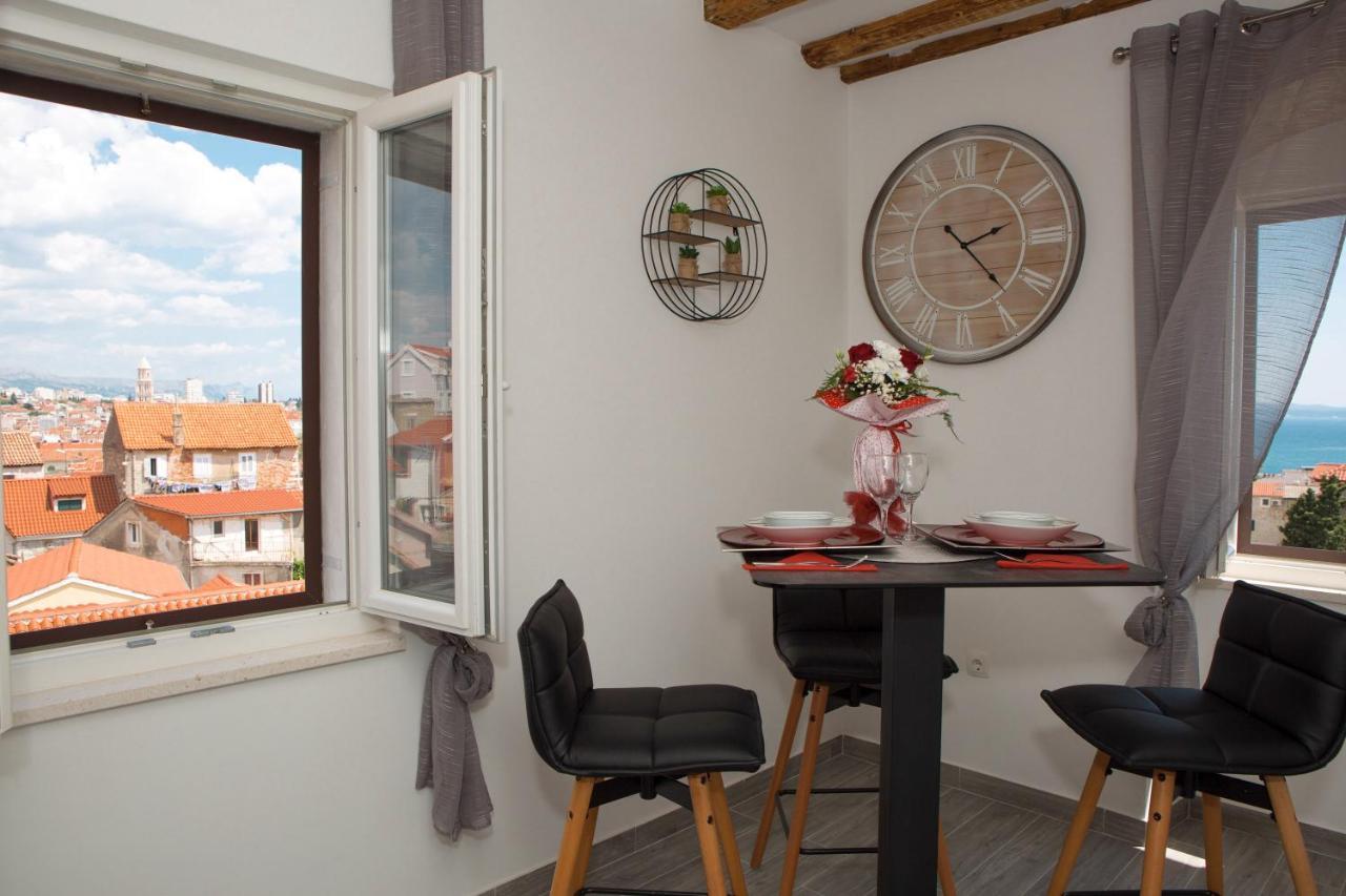 Apartments Angela With Old Town View Split Kültér fotó